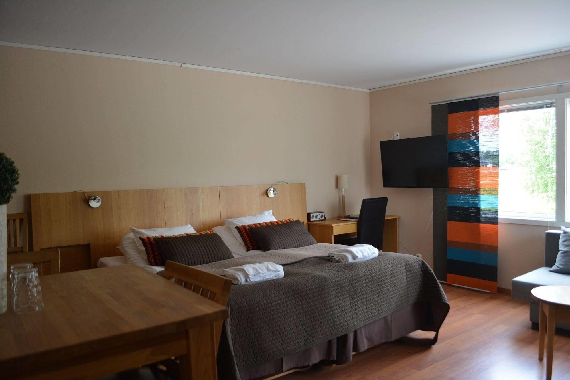 ארייפלוג Hotell Lyktan מראה חיצוני תמונה