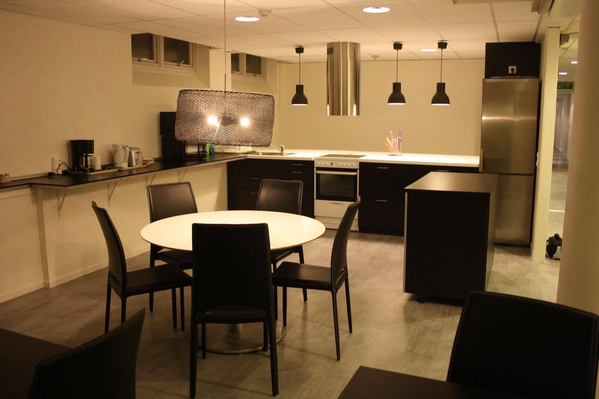 ארייפלוג Hotell Lyktan מראה חיצוני תמונה